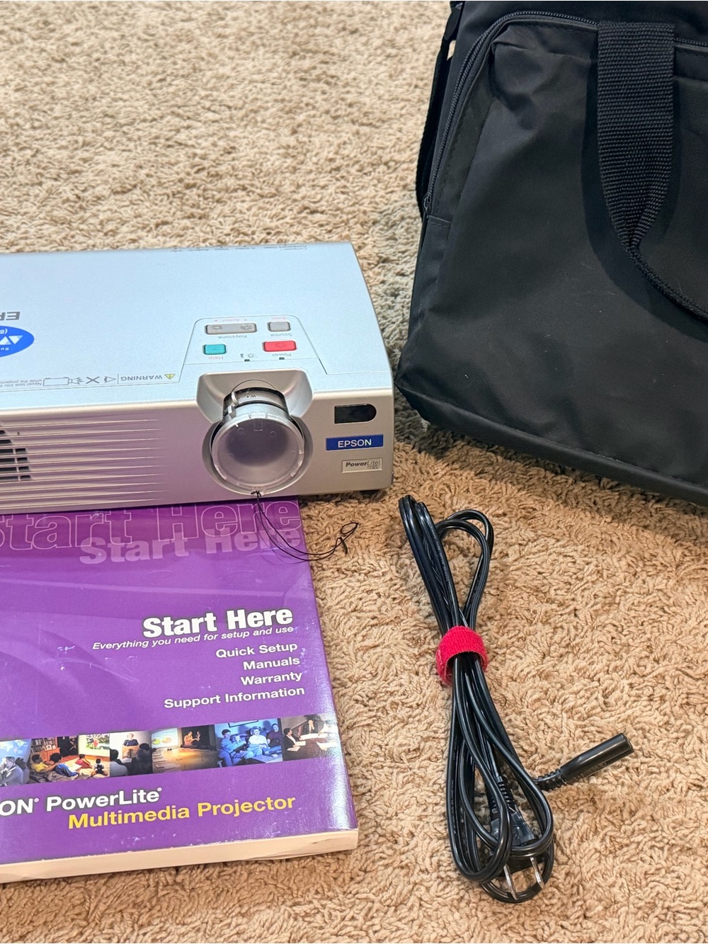 EPSON EMP-730 Power Lite Projector With Remote And Case Tested